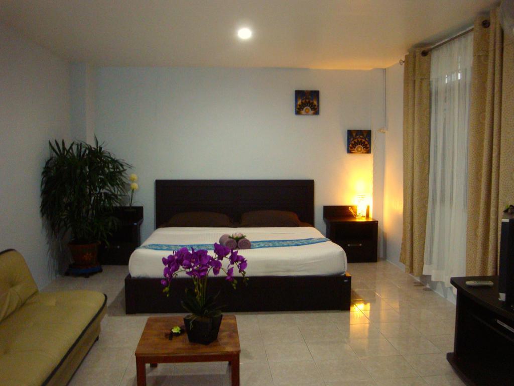 Similan Hotel Bang Tao Beach  Exterior photo